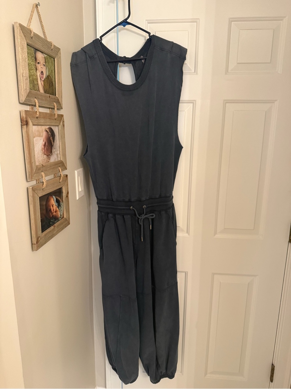 Navy throw and go onsie, S - Picture 2 of 4